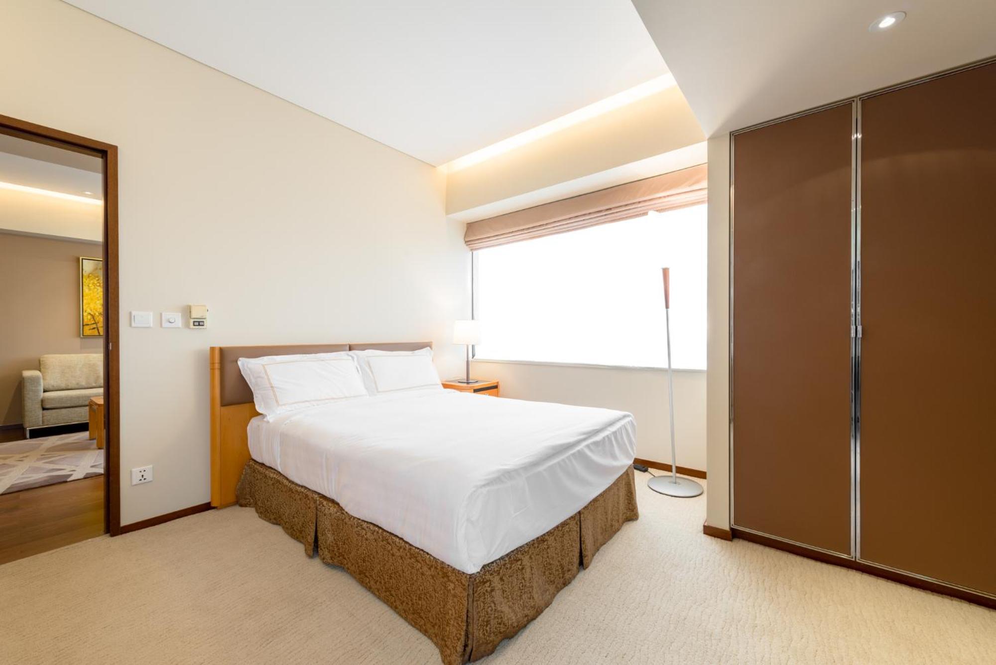 Shanghai Centre Serviced Apartment Экстерьер фото